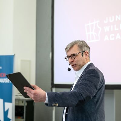 3. Wirtschaftsforum Stadt Oldenburg in Holstein & IHK zu L�beck_Moderation Dr. �zren